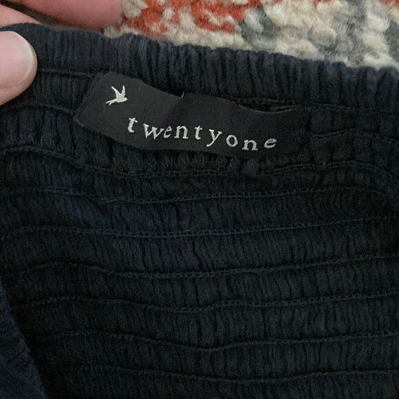 Embroidered Halter Dress Black size Small - Picture 3 of 3